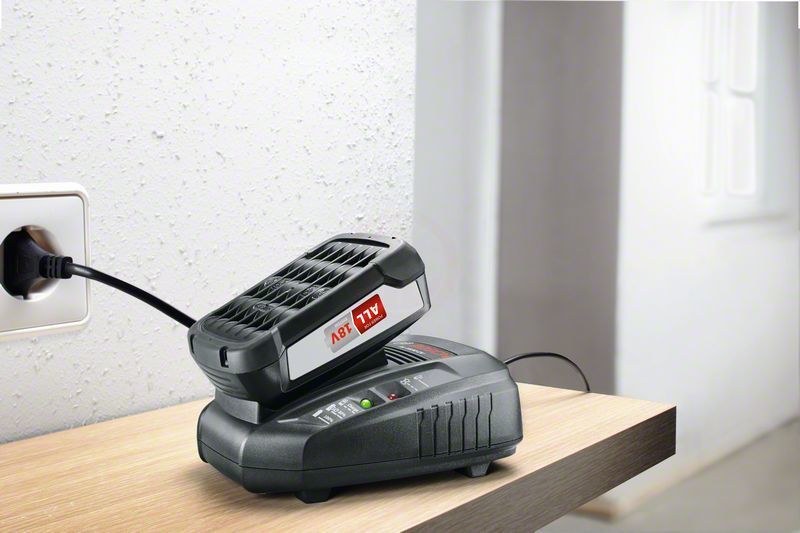 -Bosch Akü Şarj Cihazı Set (AL 1830 CV + PBA 18V 2,5 Ah WB) 